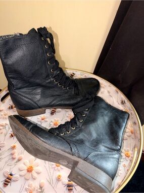 Source Unknown Black Lace-Up Combat Boots